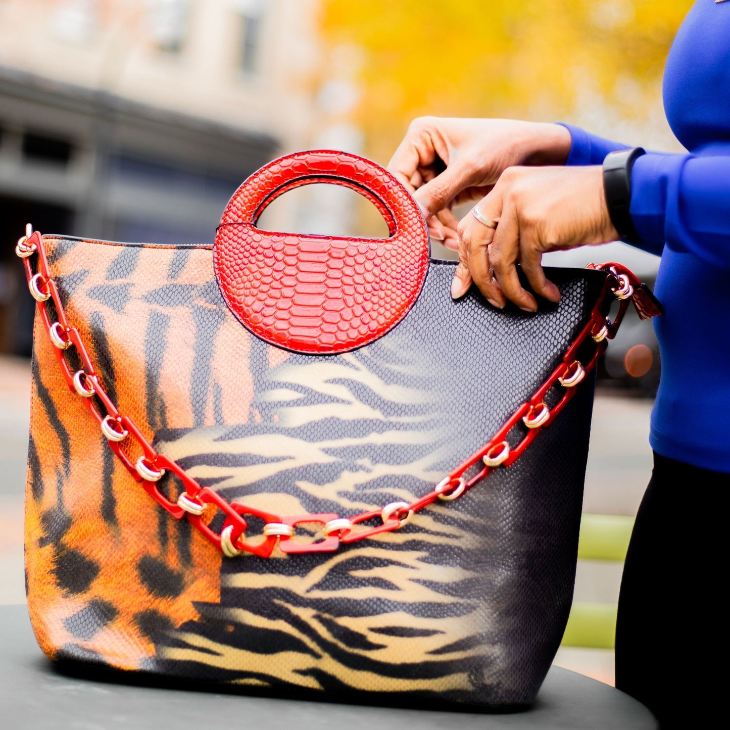 Okella Hybrid Handbag